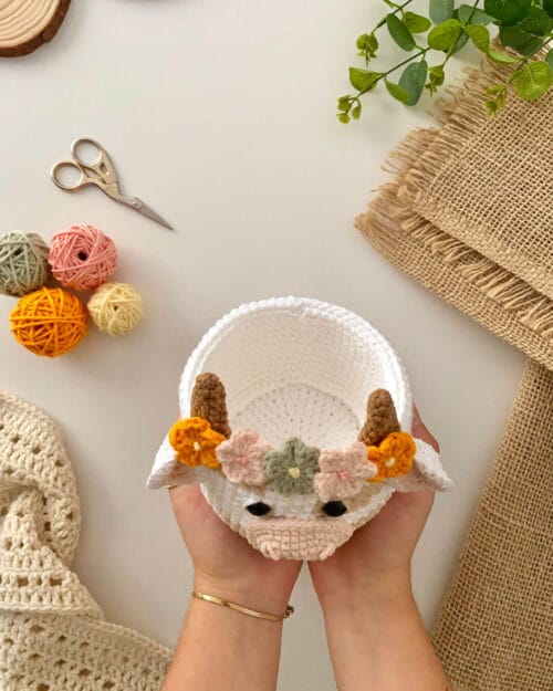 Receita de Amigurumi Cesto Vaquinha Flora - Imagem 3