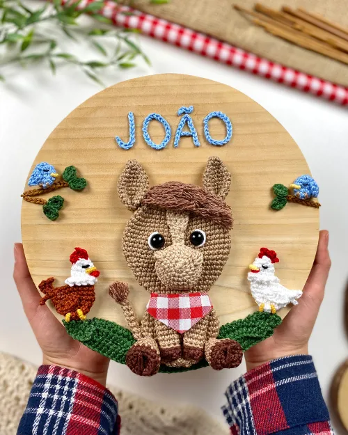 Receita de Amigurumi Plaquinha do Cavalinho