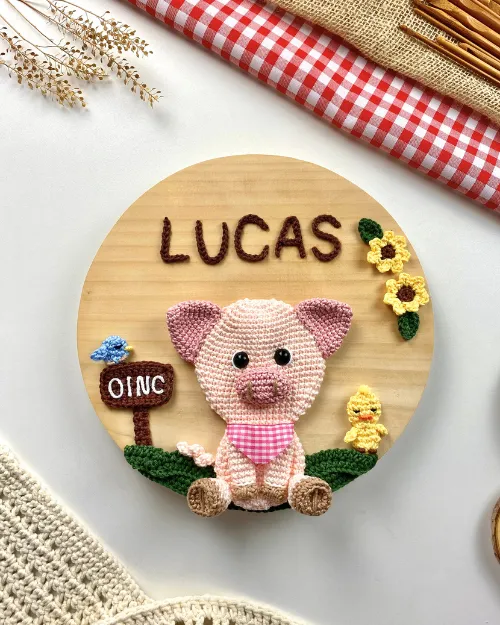 Receita de Amigurumi Plaquinha do Porquinho